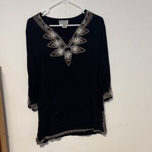 Alberto Makali Black Tunic with Silver Embellishments. Faith resort wear.
